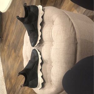 Sorel Kinetic Black and White Women's Slip-On Sneakers